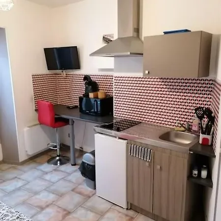 Le Petit Cosy 2e Etage 15 M2 Apartament Niort